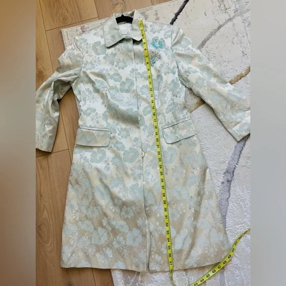Banana Republic Flowery Blue and Silver Brocade Silk Coat - Picture 6 of 6